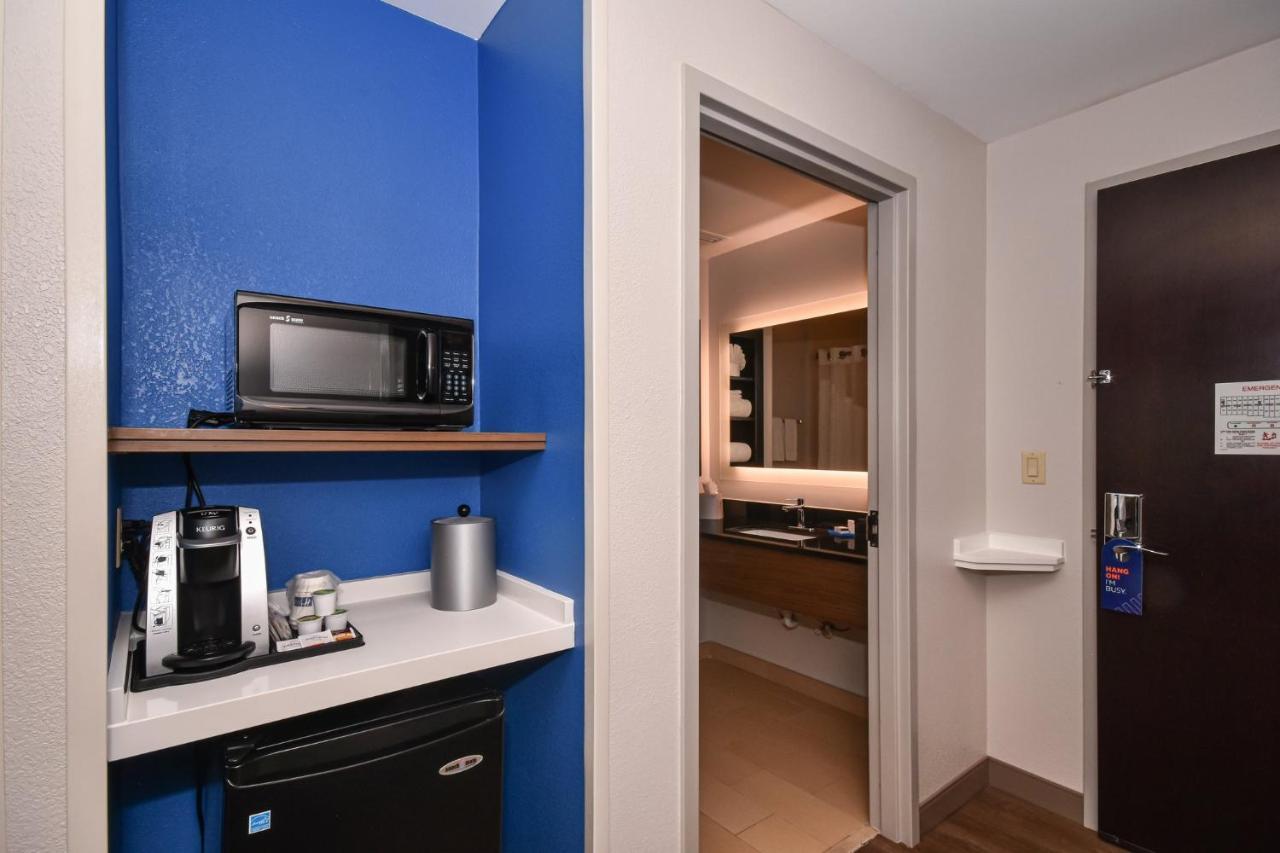Holiday Inn Express Charlotte Southeast - Matthews By Ihg Exteriér fotografie